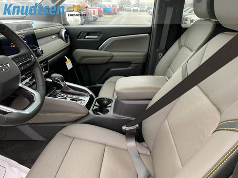 New 2026 Chevrolet Colorado ZR2 w/ ZR2 Bison Edition image 18