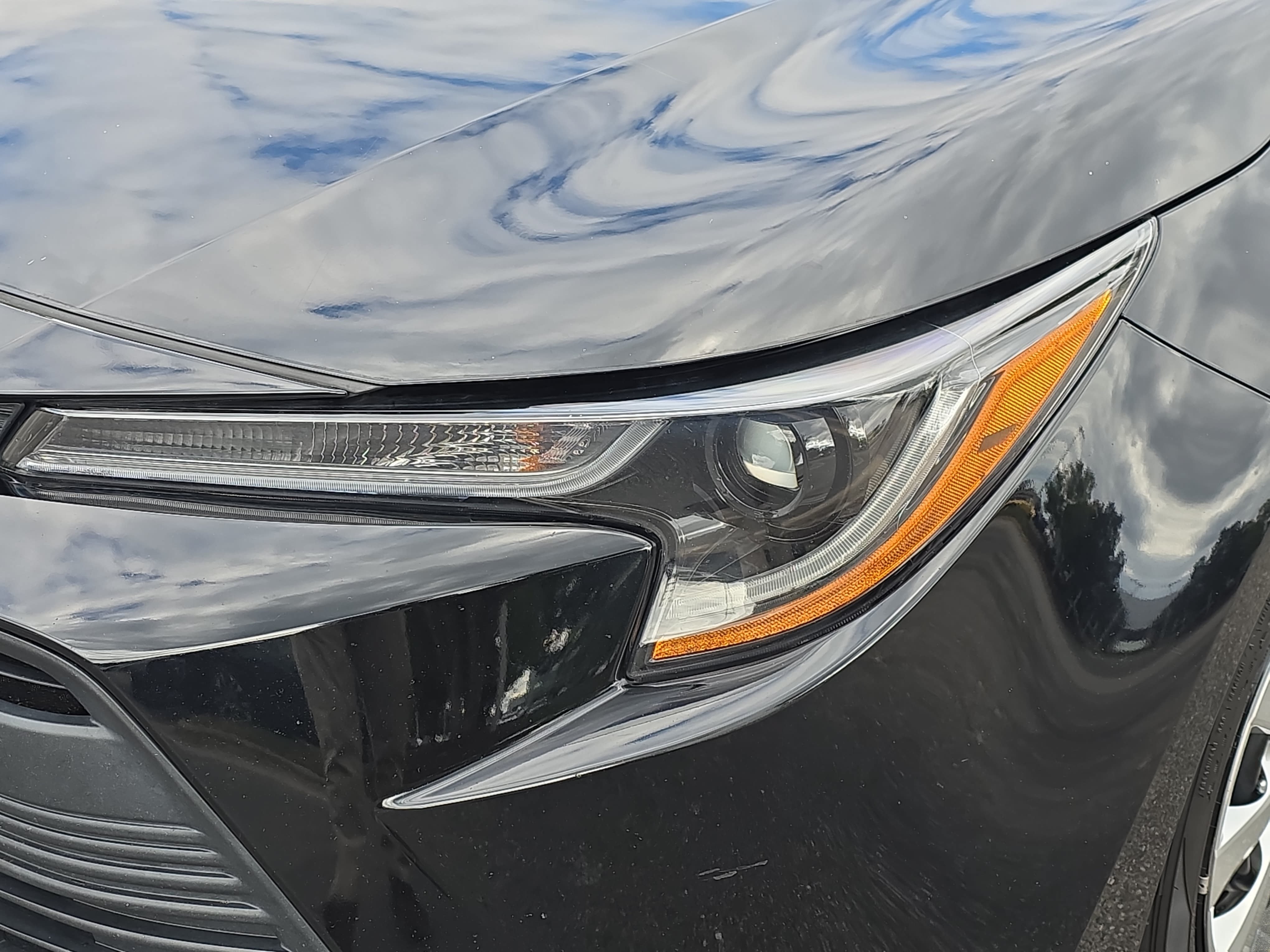 Used 2024 Toyota Corolla LE FWD image 28
