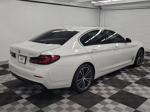 Used 2021 BMW 530i w/ M Sport Package RWD image 6