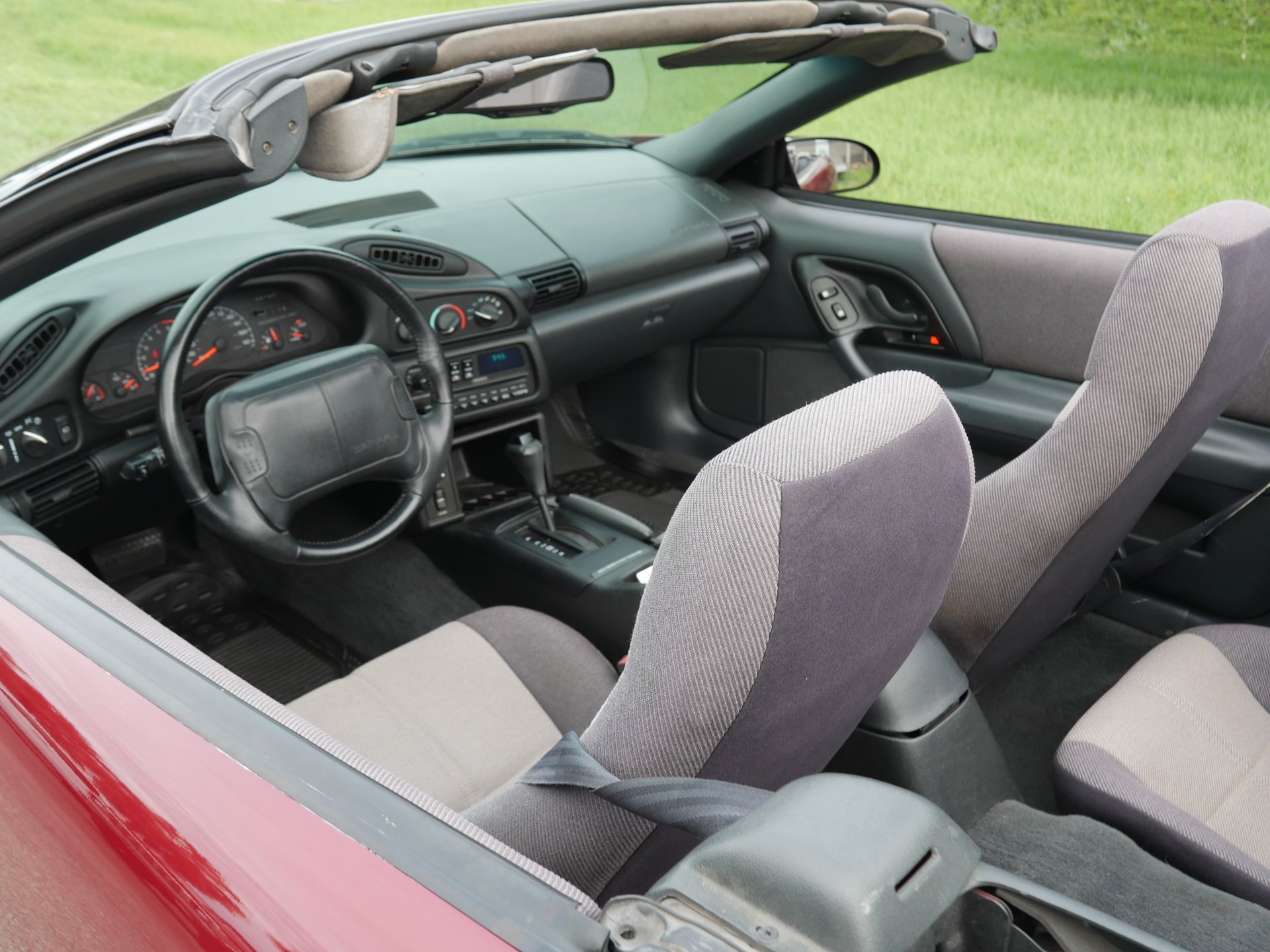 Used 1994 Chevrolet Camaro Z28 RWD image 4