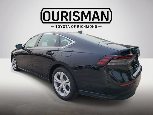 Used 2025 Honda Accord LX image 4