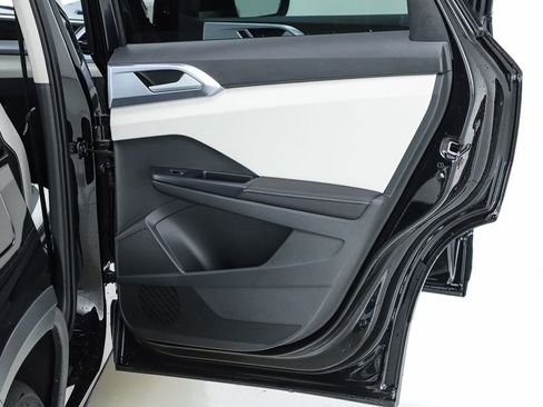 New 2026 Volkswagen Taos SE AWD/4WD image 66