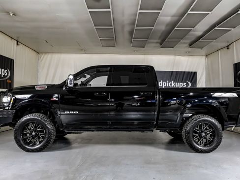Used 2024 RAM 2500 Limited AWD/4WD image 11
