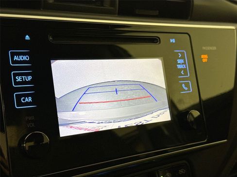 Used 2017 Toyota Corolla SE FWD image 21