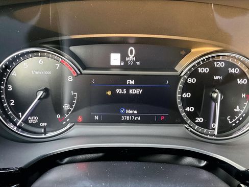 Used 2023 Cadillac XT6 Premium Luxury image 20