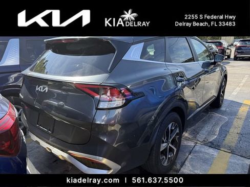 Used 2024 Kia Sportage EX FWD image 2
