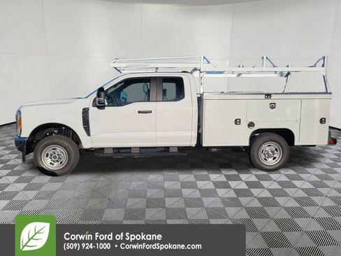 New 2026 Ford F350 XL w/ XL Chrome Package image 9