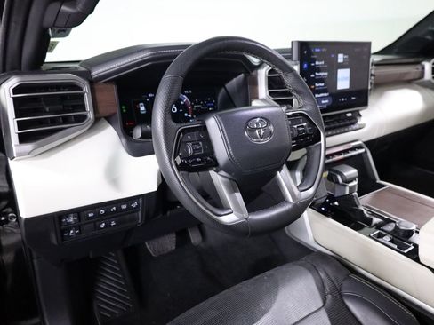 Used 2024 Toyota Sequoia Capstone AWD/4WD image 34