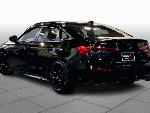 Used 2023 Honda Civic Sport image 11