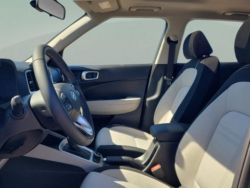 New 2026 Hyundai Venue SEL image 14