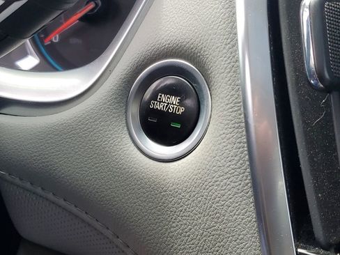 Certified 2020 Chevrolet Traverse Premier FWD image 17