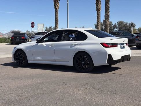 Used 2026 BMW 330i Sedan w/ M Sport Package RWD image 8