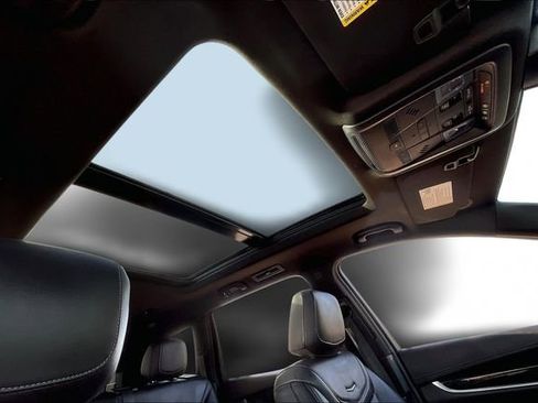 Used 2024 Cadillac XT6 Premium Luxury w/ Technology Package image 20