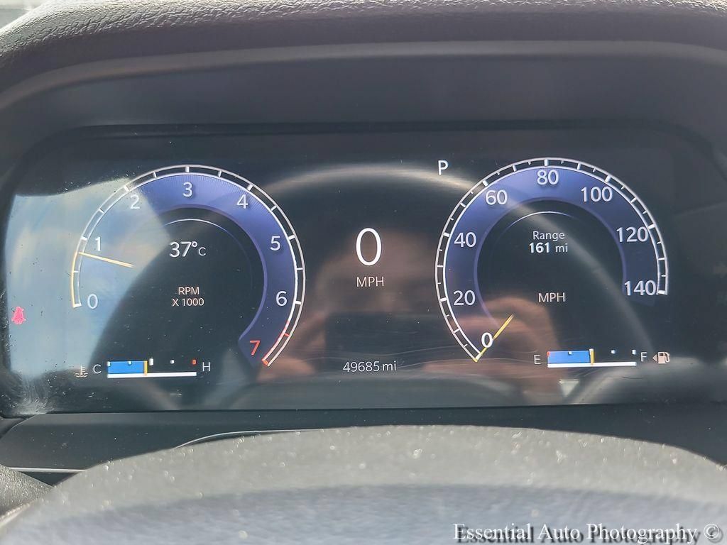 Used 2023 Jeep Grand Cherokee L Laredo RWD image 15