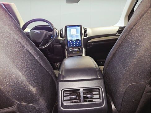 Used 2024 Ford Edge SE w/ Black Appearance Package AWD/4WD image 21