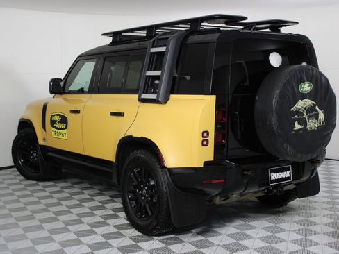 Used 2022 Land Rover Defender 110 X-Dynamic SE image 2