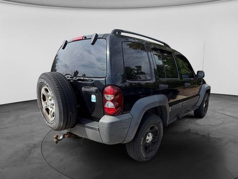 Used 2007 Jeep Liberty Sport AWD/4WD image 9