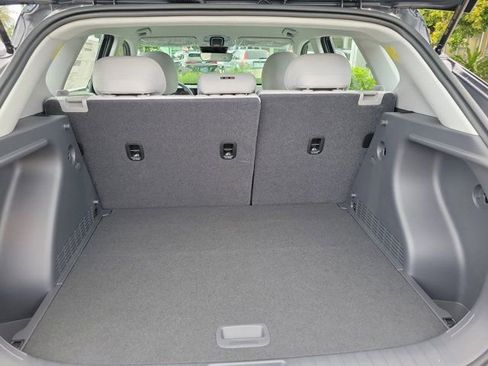 Certified 2026 Hyundai Kona SE image 5