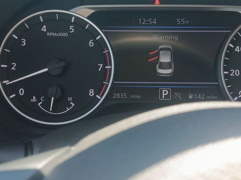 Used 2025 Nissan Sentra SV w/ All-Weather Package FWD image 17