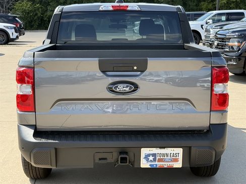New 2025 Ford Maverick XLT w/ XLT Luxury Package image 30