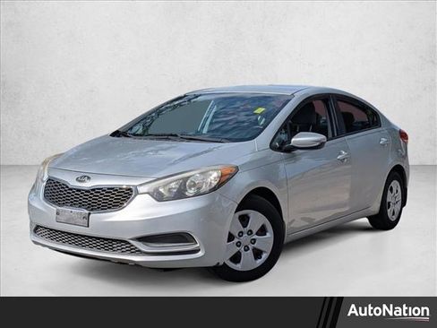 Used 2015 Kia Forte LX image 1