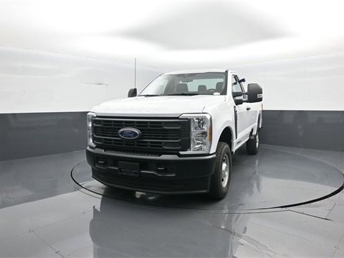 New 2026 Ford F250 XL image 3