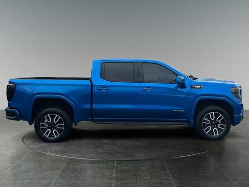 Used 2024 GMC Sierra 1500 AT4 w/ Technology Package AWD/4WD image 10