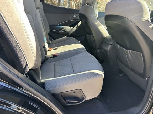 Used 2018 Hyundai Santa Fe Sport w/ 2.4L Value Package 02 image 18