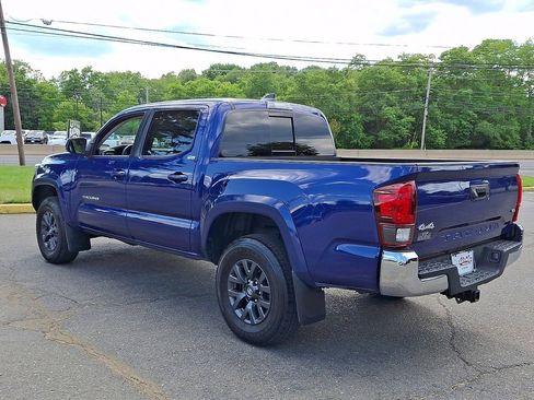 Used 2022 Toyota Tacoma SR5 AWD/4WD image 6