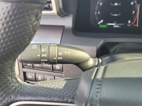 Used 2025 Toyota Tacoma TRD Off-Road w/ TRD Off Road Upgrade Package AWD/4WD image 38