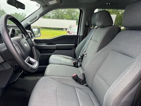 Used 2025 Ford F150 XLT w/ Equipment Group 301A Standard AWD/4WD image 5