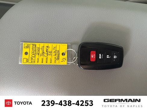 Used 2024 Toyota Camry SE w/ Cold Weather Package FWD image 25