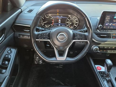 Used 2019 Nissan Altima 2.5 SR FWD image 19