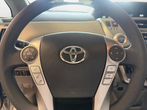Certified 2017 Toyota Prius V Three FWD image 13