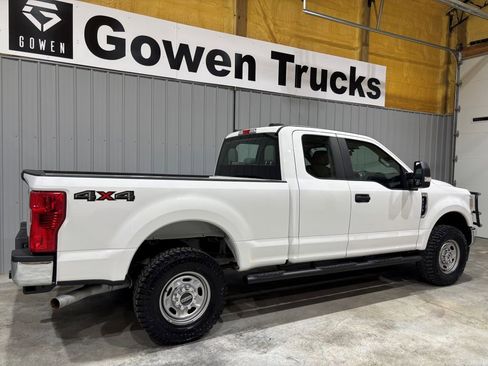 Used 2020 Ford F250 XL w/ Power Equipment Group image 6