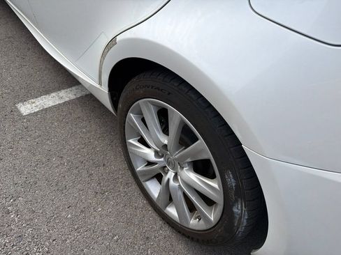 Used 2016 Lexus IS 200t RWD image 23