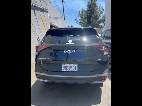 Used 2024 Kia Sportage X-Line AWD/4WD image 3