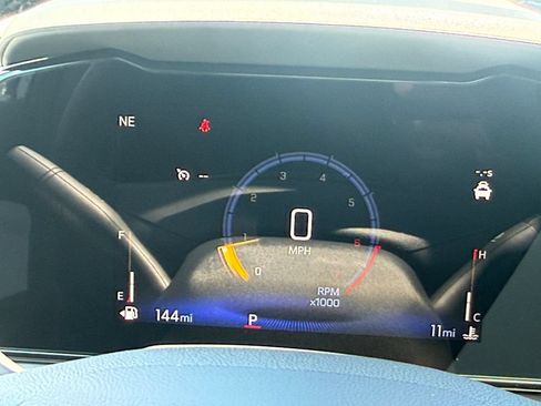 New 2026 Chevrolet Trax LT w/ Sunroof Package FWD image 13