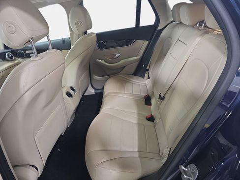 Used 2017 Mercedes-Benz GLC 300 4MATIC image 14