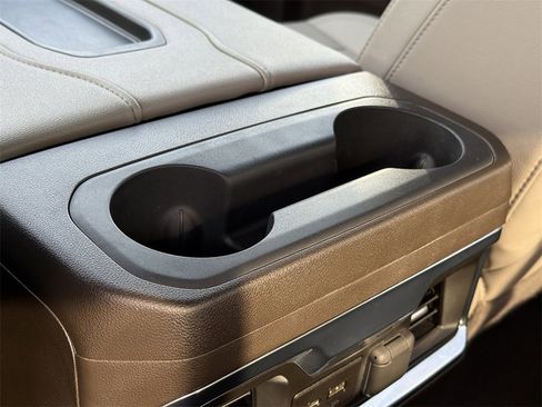 Used 2022 GMC Sierra 1500 SLT w/ SLT Premium Plus Package image 28