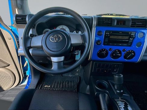 Used 2007 Toyota FJ Cruiser 4WD image 8