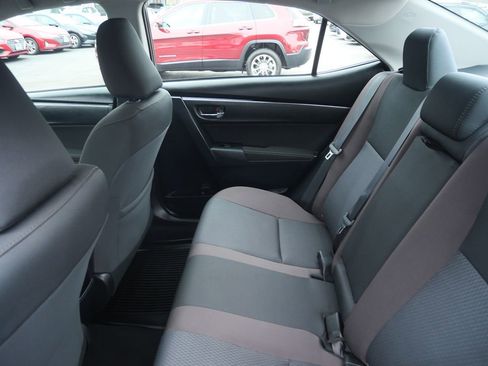 Used 2019 Toyota Corolla LE image 22