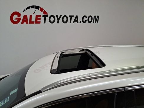 Used 2024 Lexus RX 350 Premium w/ Accessory Package AWD/4WD image 8