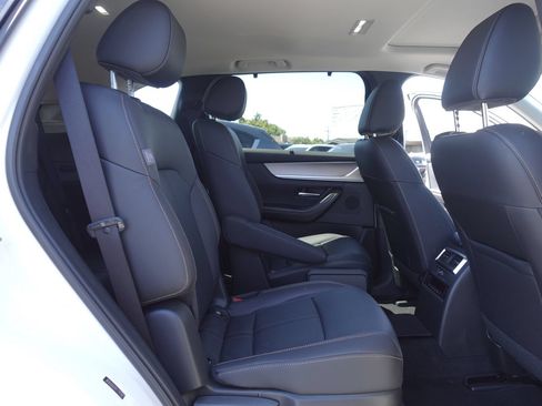 Used 2024 MAZDA CX-90 Plug-In Hybrid w/ Preferred AWD/4WD image 16