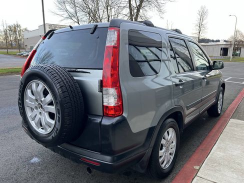 Used 2005 Honda CR-V EX image 3