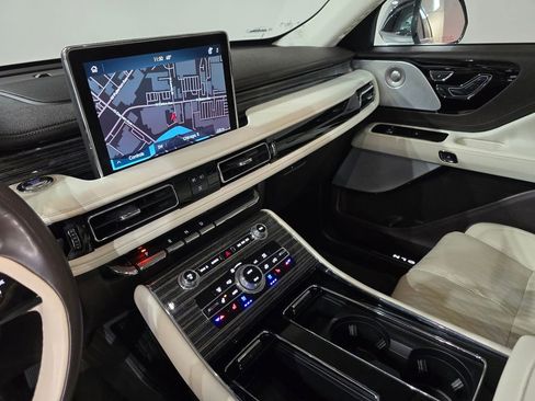 Used 2022 Lincoln Aviator Black Label w/ Dynamic Handling Package image 22