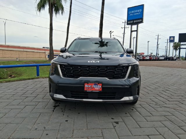 Used 2024 Kia Sorento S w/ Panoramic Sunroof Package FWD image 2