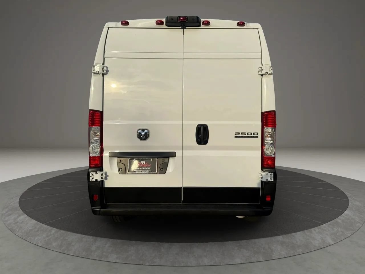 Used 2025 RAM ProMaster 2500 w/ Convenience Group FWD image 8
