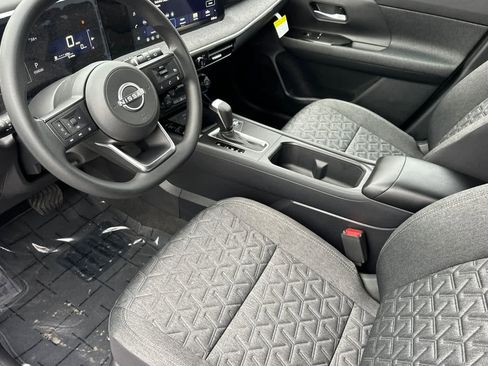 New 2026 Nissan Kicks SV image 11