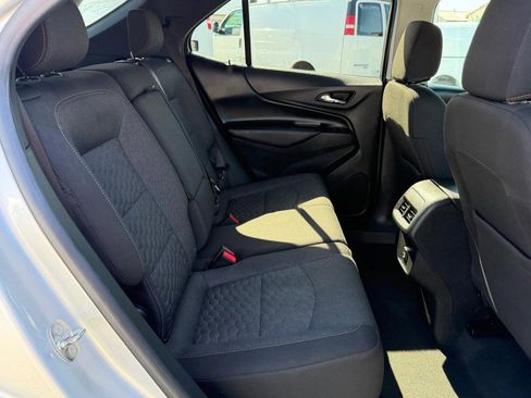 Used 2020 Chevrolet Equinox LT image 37